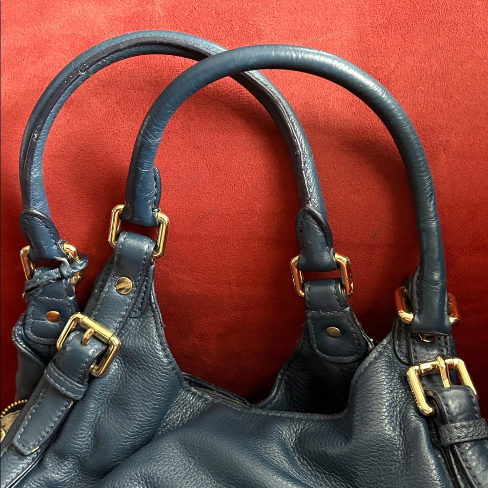 Michael Kors Dark Blue Leather Shoulder Bag - Picture 10 of 11